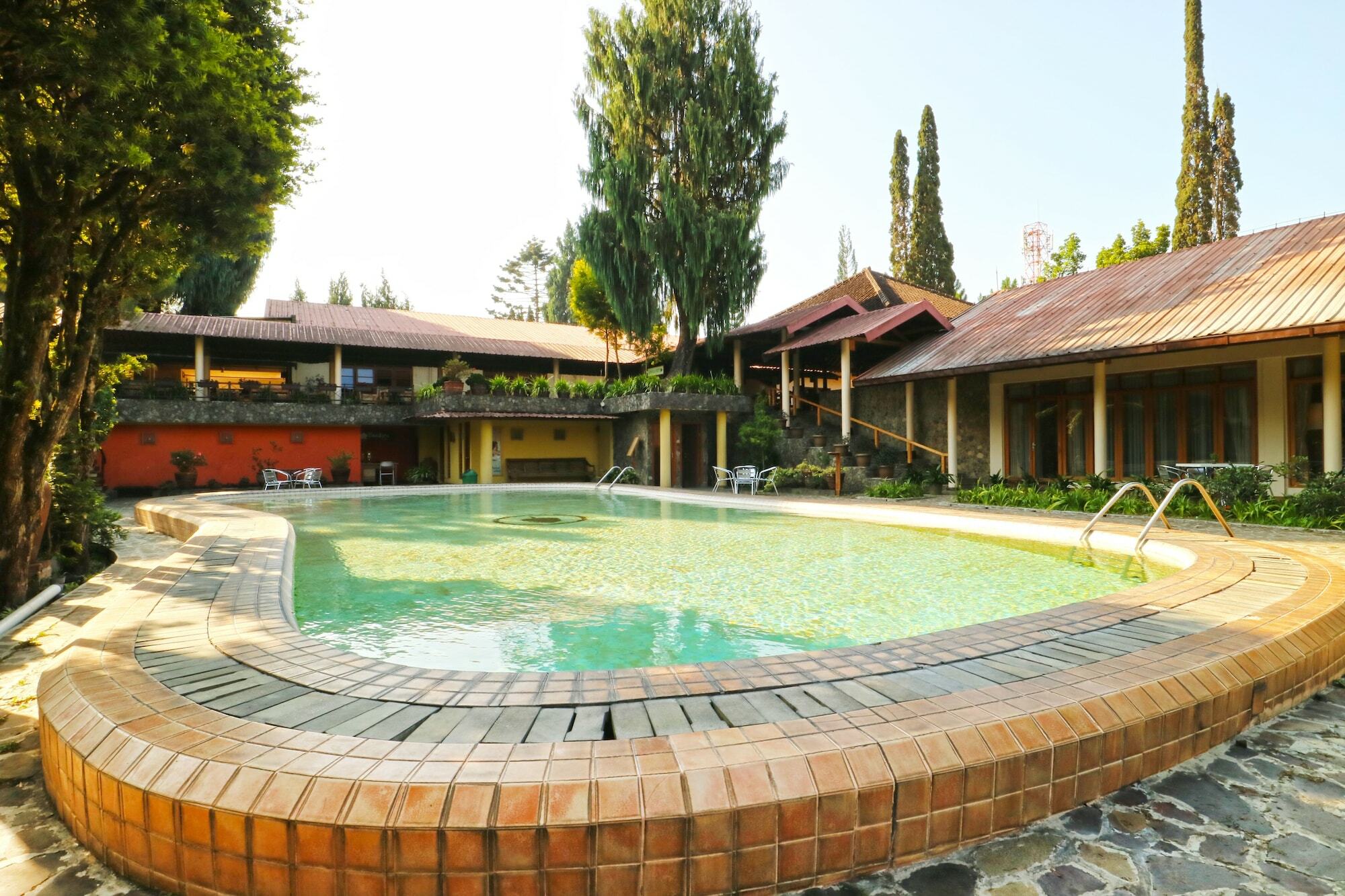 Hotel & Banquet Panorama למבאנג מראה חיצוני תמונה